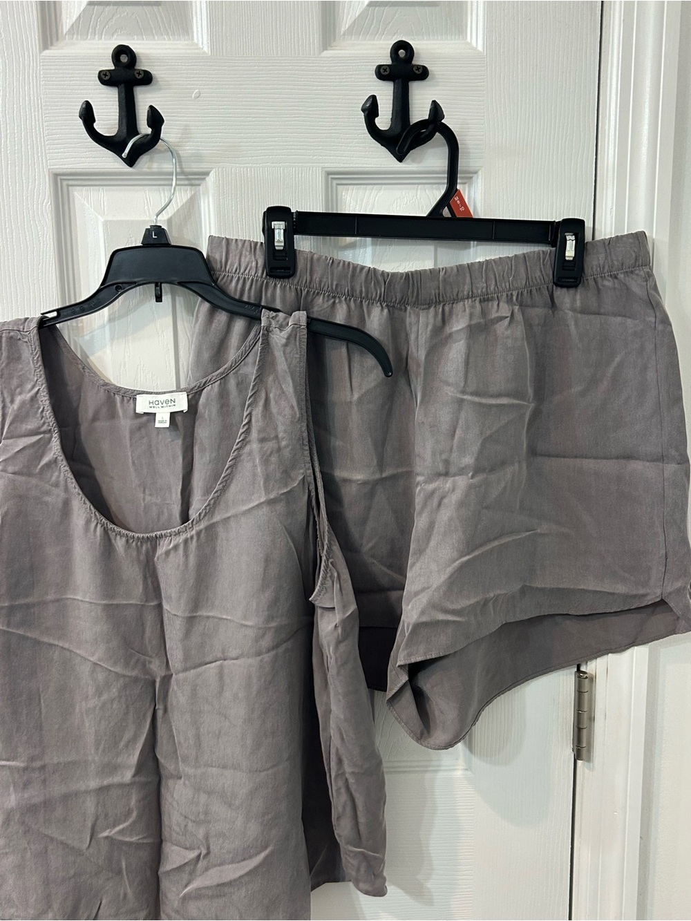 Haven Sleeveless Gray Scoop Sleep Tank and NWT shorts